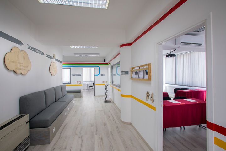 aithouses ekpeudeisis socialspace academy